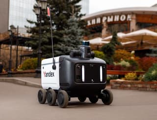 Procedure for compensation for traffic accidents involving robot couriers to be developed in Russia