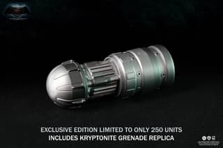 Права на изображения принадлежат DC Comics, Warner Bros Entertainement Inc. и PureArts