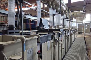 Dos líneas galvánicas para el recubrimiento de piezas de equipos especiales se pusieron en marcha en la planta mecánica de Izhevsk