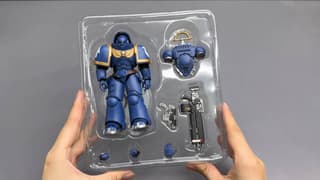 Права на изображения принадлежат JoyToy и Games Workshop