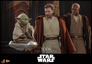 Права на изображения принадлежат Lucasfilm и Hot Toys