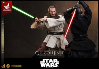Права на изображения принадлежат Lucasfilm и Hot Toys