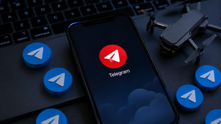 Атаки БПЛА как приманка: россиян ведут из тревожных Telegram-каналов к фейковым «выплатам»