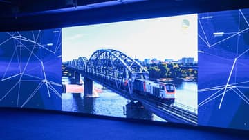 Премьеру Грузии Кобахидзе представили казахстанские цифровые решения в области транспорта