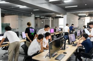 Школа программирования, созданная по модели ?cole 42, открылась в Yessenov University