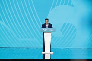 Бектенов: Власти считают цифровизацию приоритетом для развития Казахстана