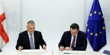 Минюст Грузии и Hedera изучат внедрение блокчейна в систему госреестров