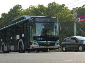 В Ереване устанавливают информационные табло для пассажиров транспорта