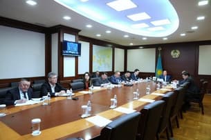 Казахстан и Узбекистан наращивают железнодорожные перевозки до 60 млн тонн