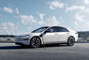 В Армении снизили налог на электромобили