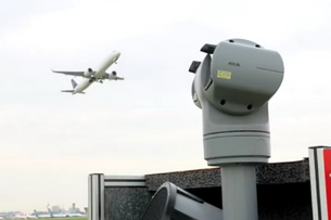 Toshkent aeroportida qushlardan "aqlli himoya" ishga tushirildi: yangi tizim parvoz xavfsizligini oshiradi