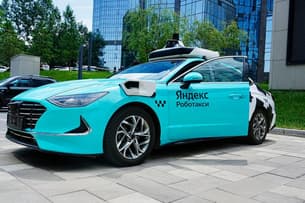 Готовят поправки в закон: роботакси от Yandex представили в Казахстане