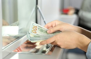 Денежные переводы в Грузию упали на 10% за год