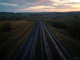 Сократят стоимость грузоперевозок на 30-40%: Россия и Узбекистан спроектируют Трансафганскую железную дорогу 