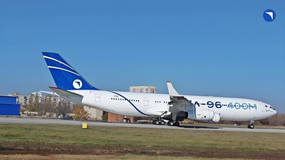Ил-96-400М