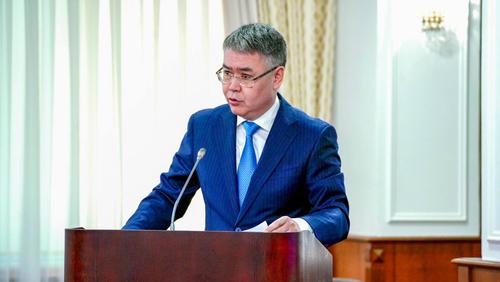 Аким Атырауской области Серик Шапкенов