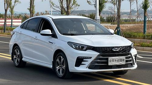 Chery Arrizo 5 Plus для внутреннего рынка Китая / фото из соцсети Weibo