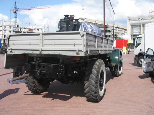 МАЗ-502