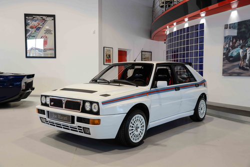 Lancia Delta HF Integrale 