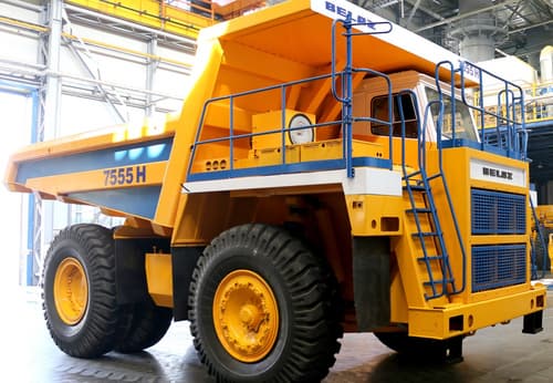 БЕЛАЗ-7555