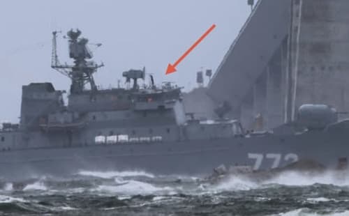 Фрегат «Неустрашимый» с комплексами РЭБ