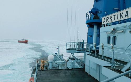 icebreaker Arktika