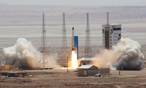 Запуск иранской космической ракеты «Симург»