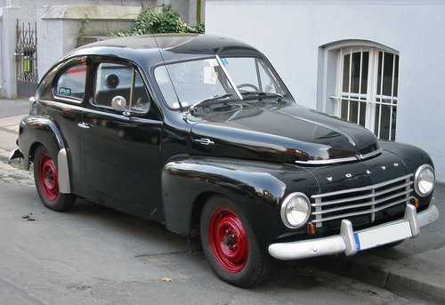 Volvo PV444