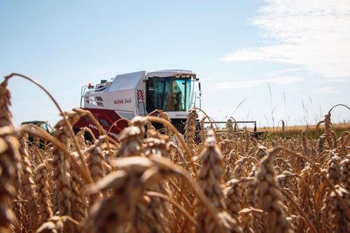 Rostselmash severed ties with German suppliers and will switch to machines from Russia