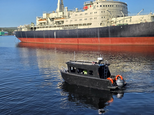 Chizh boat