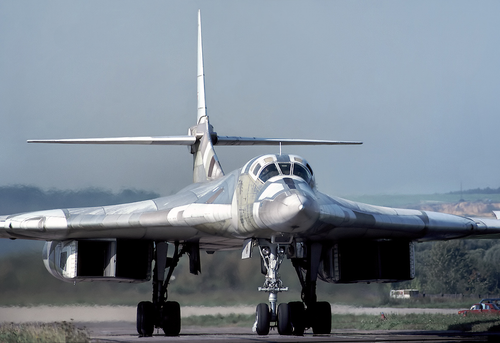  Tu-160