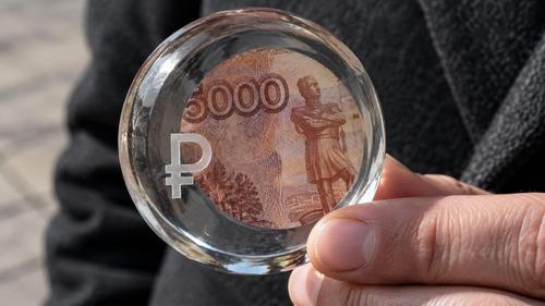 Stablecoin bajo las reglas rusas: el Ministerio de Finanzas y el Banco Central buscan un modelo de trabajo