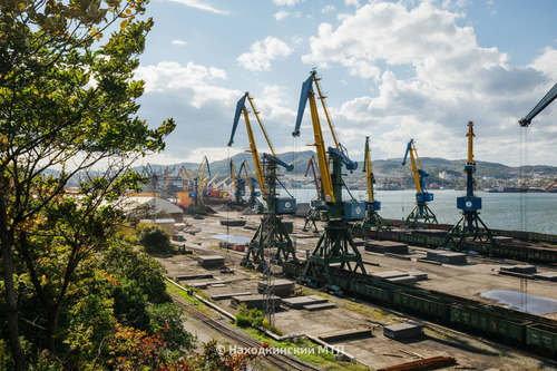 Находкинский моркой торговый порт