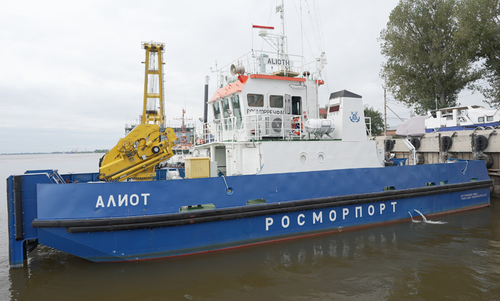 Supply vessel "Aliot"