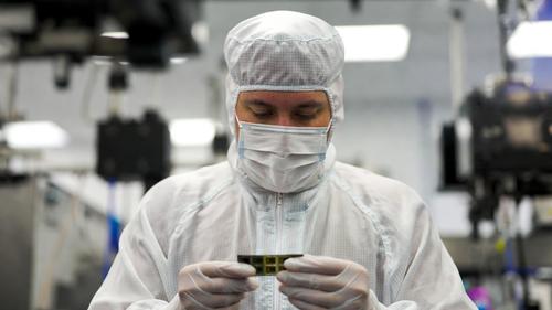 Russian 130 nm lithographer prepared for acceptance tests