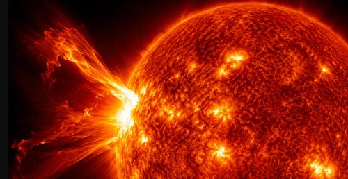 El Sol sale de la calma y recupera fuerza