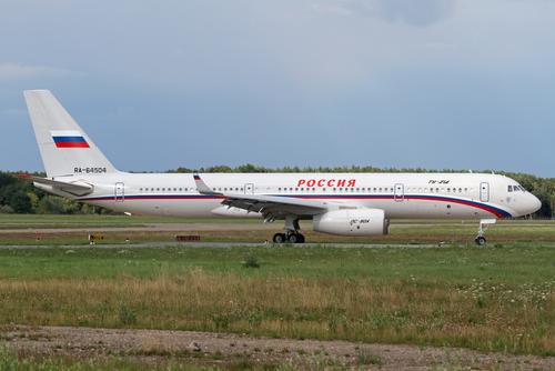 Tu-214