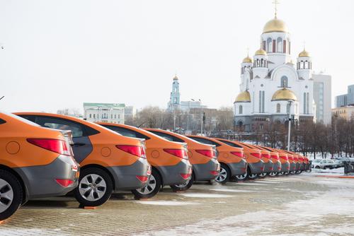New carsharing tariffs and free travel on toll roads: what will change for large families in Russia