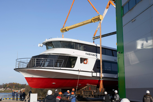 Электросудно «Павловск» проекта EM901 Ecocruiser-M