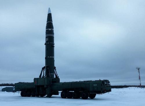 Ракетный комплекс «Орешник» впервые разместят за пределами России