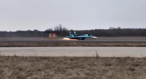 Истребитель Су-34 впервые в истории совершил посадку «на брюхо»
