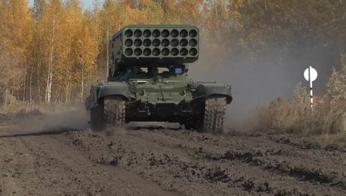 Почему танк Т-90МС «Прорыв» бежевый, а вездеход ТМ-140 «Высокоточки» — оранжевый?