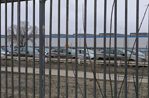 AvtoVAZ suspends shipment of Lada Vesta due to factory defect