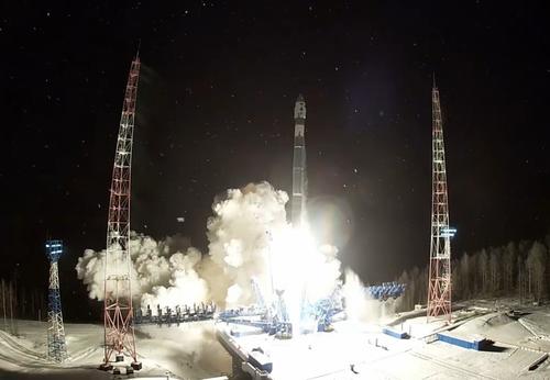Российская ракета-носитель «Союз-2.1в» вывела на орбиту засекреченный спутник Минобороны