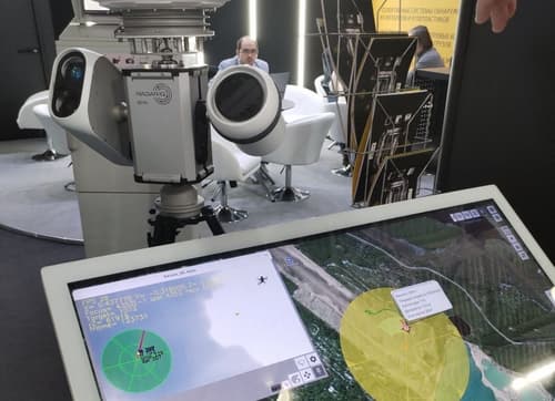 Спасет от наземных и воздушных угроз: на выставке NAIS-2025 представили новую систему защиты территории Radar-IQ