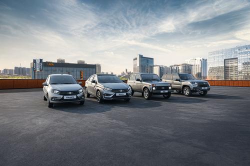 АвтоВАЗ ответил на слухи о производстве автомобилей Lada в Санкт-Петербурге