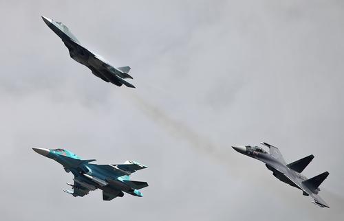 Су-34, Су-35С и Т-50 