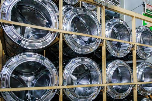 "Countering Sanctions": New Washing Machine and Refrigerator Models Designed in Russia