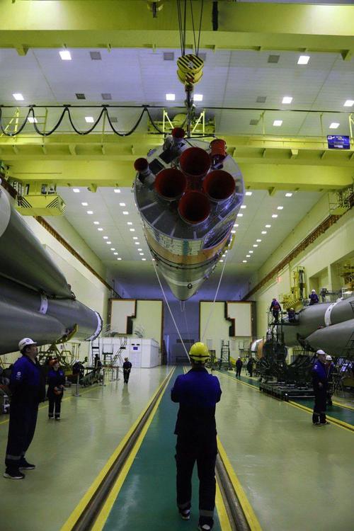 «Пакет» ракеты «Союз-2.1б»