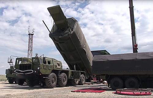 Названа неуязвимая ко всем западными системам ПВО российская ракета: Patriot и IRIS-T не смогут просчитать её в полёте
